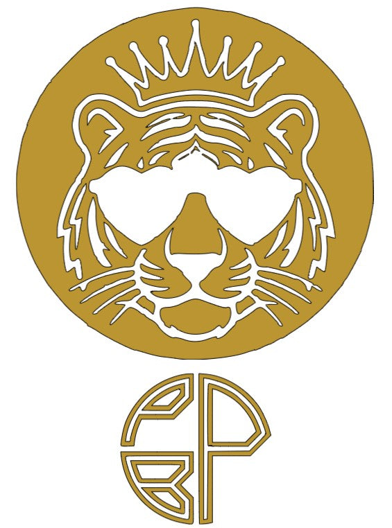 "Aurum Circle" Medallion Pin (Negative Space Gold)
